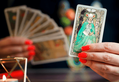 Get Guidance Exploring New Year Tarot Spread