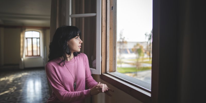 Unusual Signs Your Partner Is Being Dishonest or Hiding Something